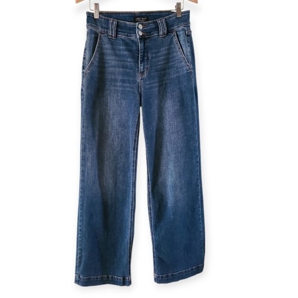 Judy Blue Mid Rise Trouser Wide Leg Jeans Medium Wash Blue - Picture 3 of 17